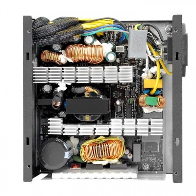 Alimentatore Thermaltake TRS-700AH2NK 700W ATX Nero