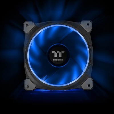 Ventola Thermaltake Riing Plus 12 RGB kit da 3 120mm Lumi